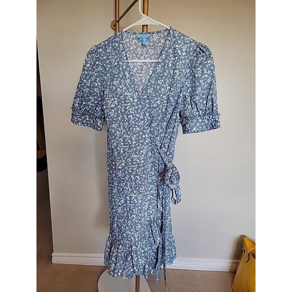 Draper James Floral Wrap Dress Pale Blue Floral Women's Size 6 - Picture 1 of 11